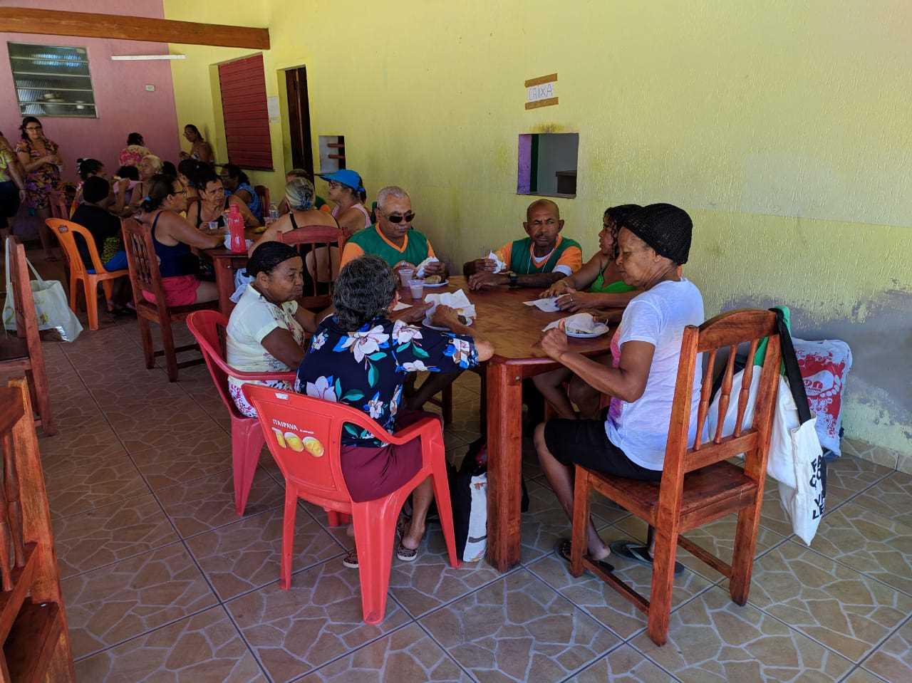 Camacã: Confraternização do Clube dos Idosos é realizada em Canavieiras